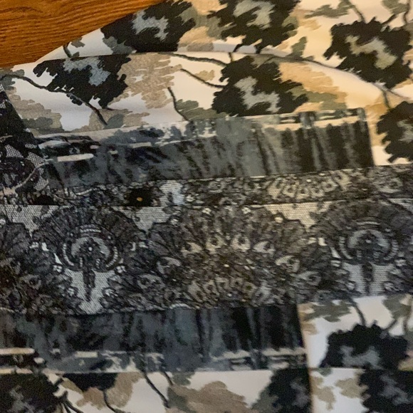 BCBG runway collection.SIZE 0 - Picture 6 of 6